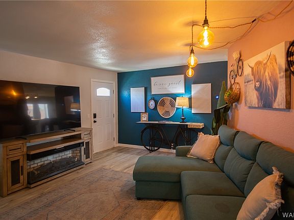 4th image of 1415 Willow Lane