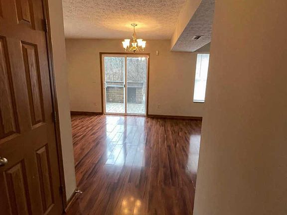 5th image of 3888 Rosette Dr