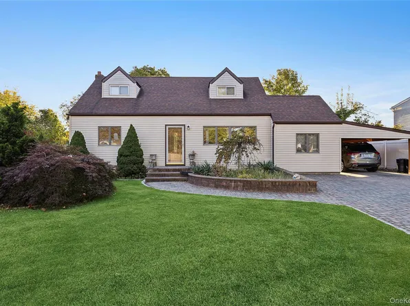 738 Old Town Road, Port Jefferson Station, NY 11776