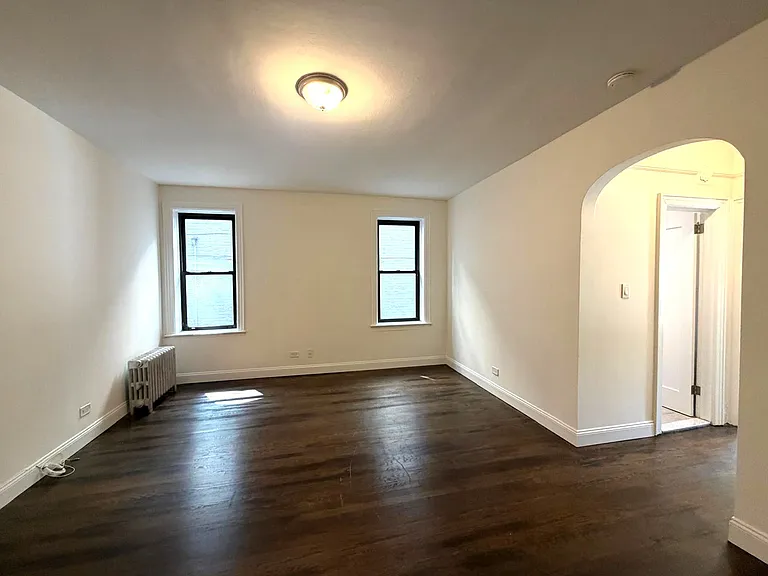 2203 Harman St #A3 — Photo 3