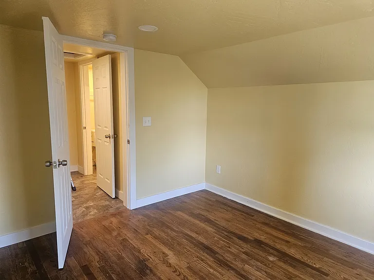 2924 N Argonne Rd — Photo 12