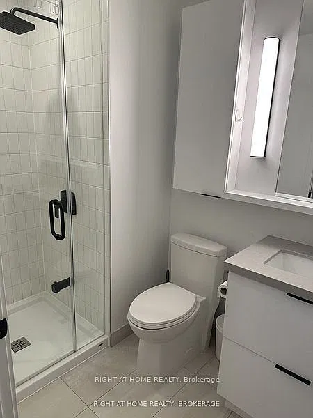 2 bed, $2,600 — Photo 4