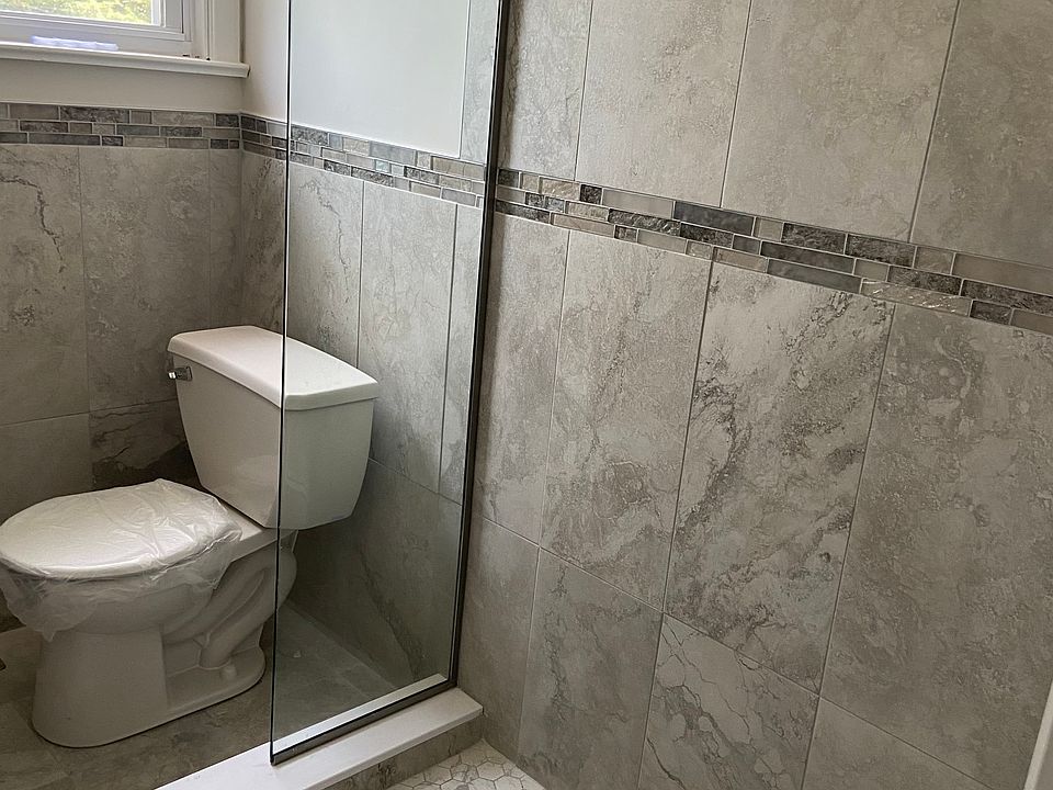 1st image of 2325 W Chester Pike #1