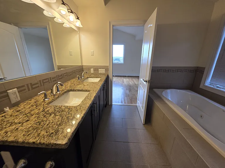 527 Roff Ave #B — Photo 21