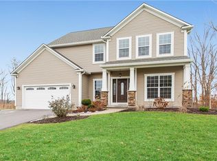 3448 Long Shadow Dr, Baldwinsville, NY 13027