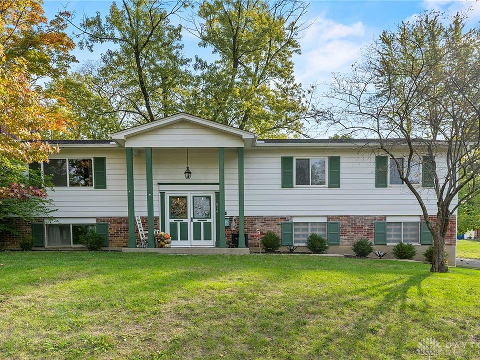 1st image of 814 Silverleaf Dr