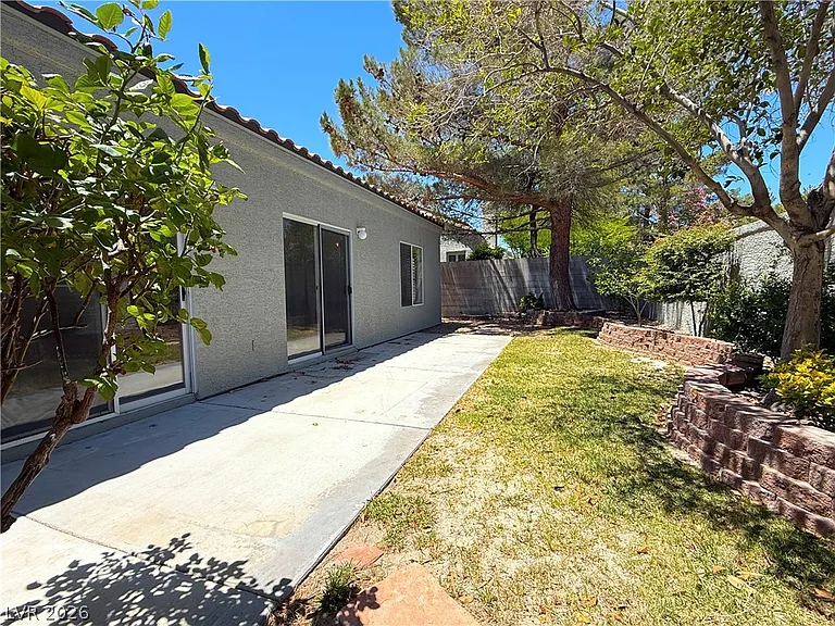 9824 Garamound Ave — Photo 3