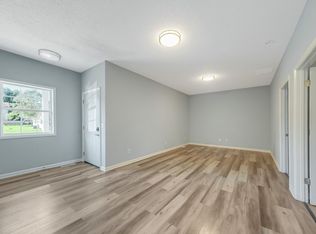 214 E Wilson St #B, Tuscola, IL 61953