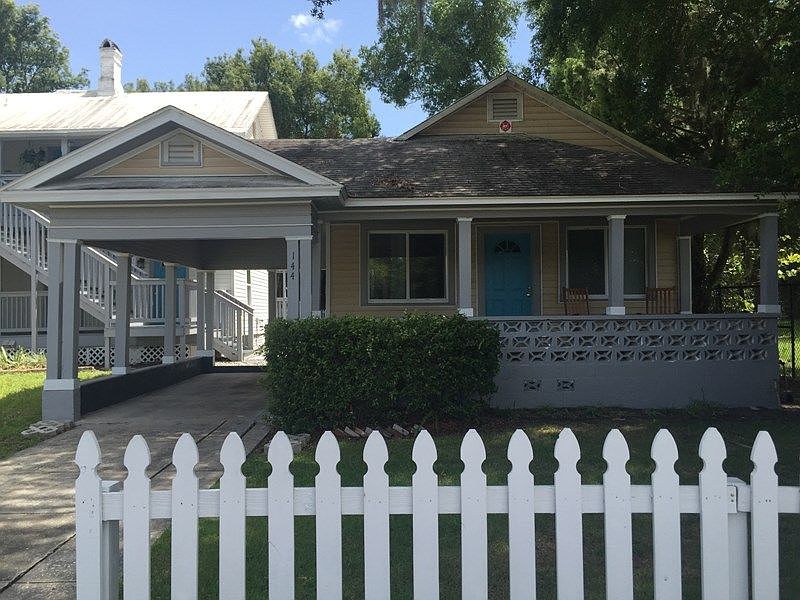 1st image of 144 E Voorhis Ave