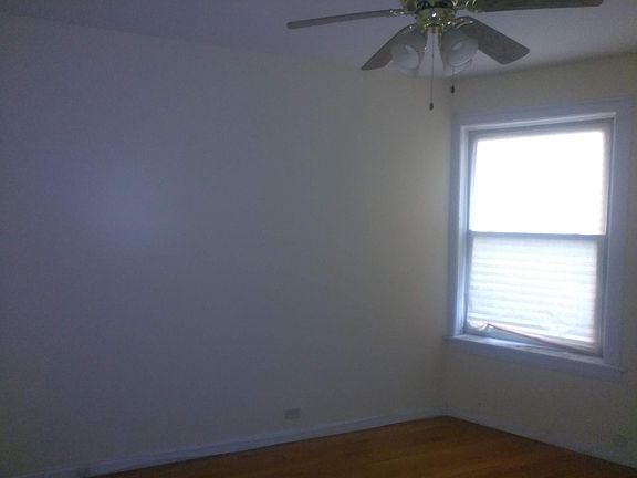 4th image of 8119 S Maryland Ave #3