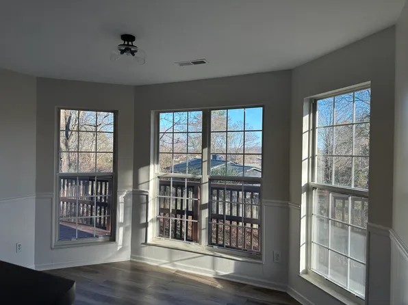 6400 Ridge Run Dr, Knoxville, TN 37921