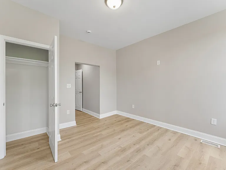 2440 McCulloh St — Photo 12