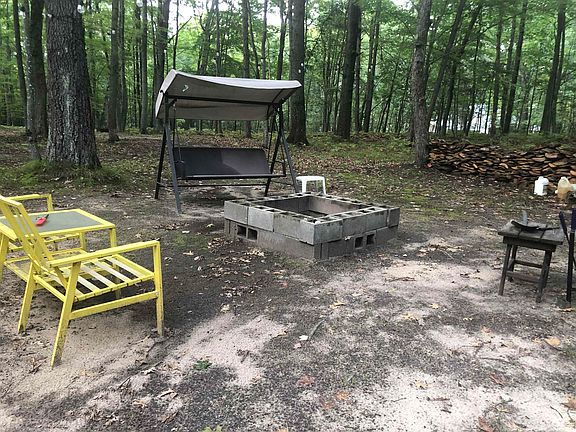 4th image of 4738 Teaberry Ln