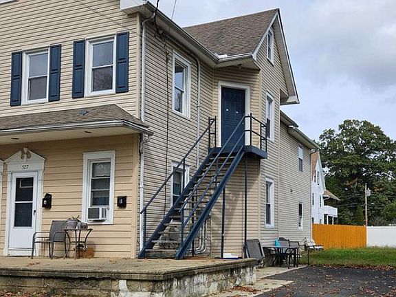 3rd image of 525-27 Asbury Ave #B