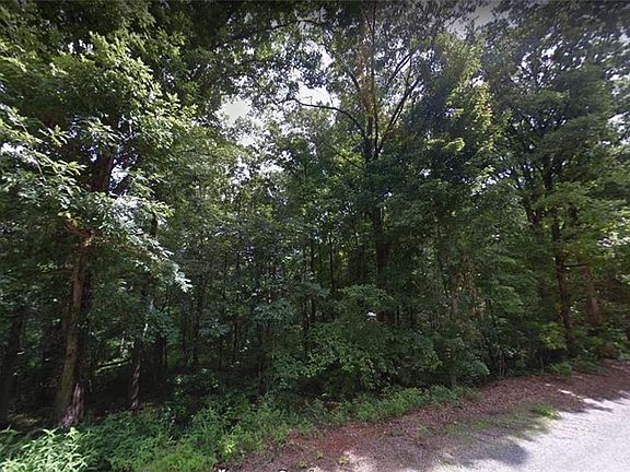 3rd image of Brighton Dr