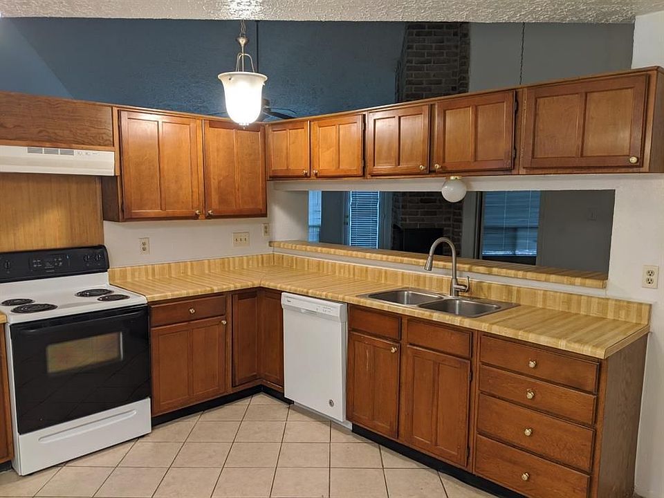 2nd image of 21518 Slippery Creek Ln