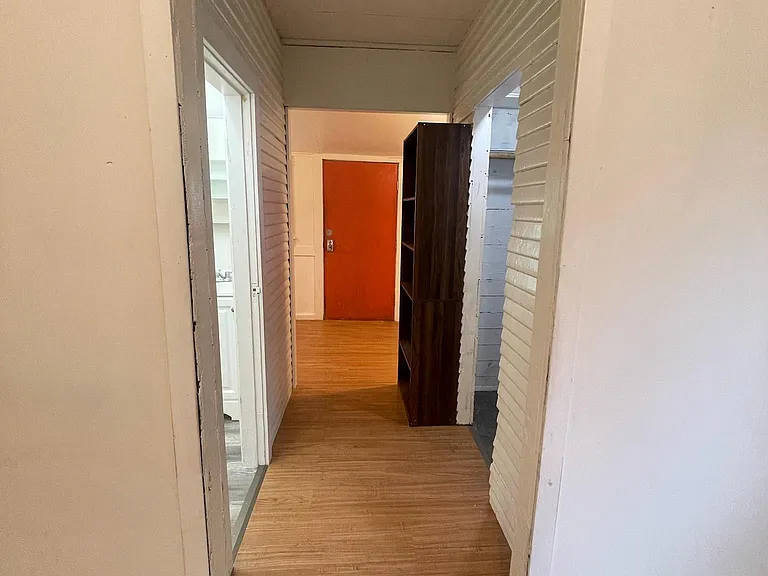 1657 Southwest Blvd #3 — Photo 8