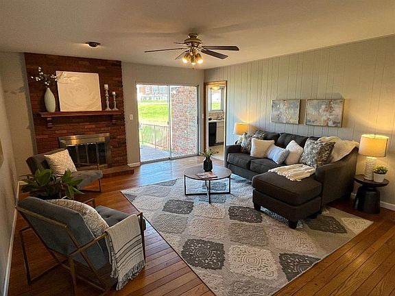 3rd image of 8741 Fatima Dr