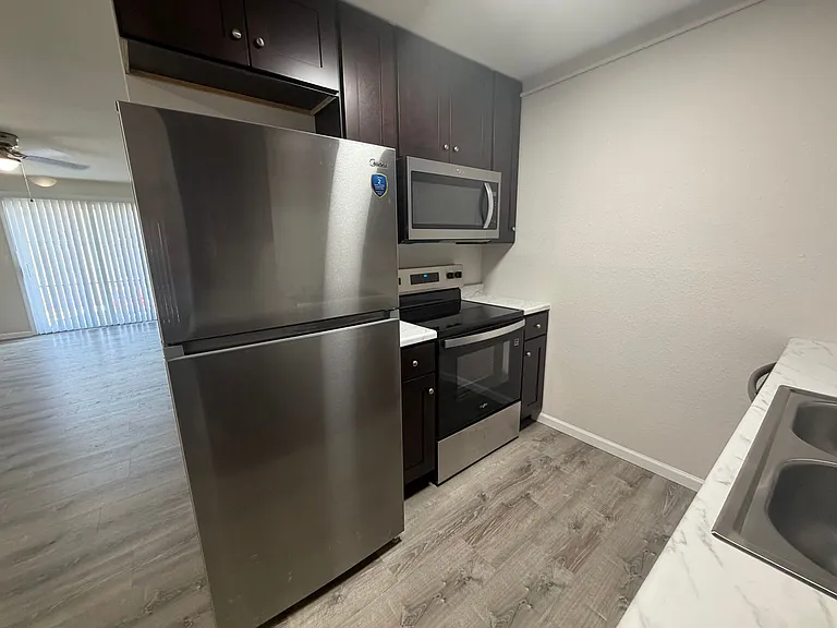 3408 Balboa Ln #32 — Photo 9