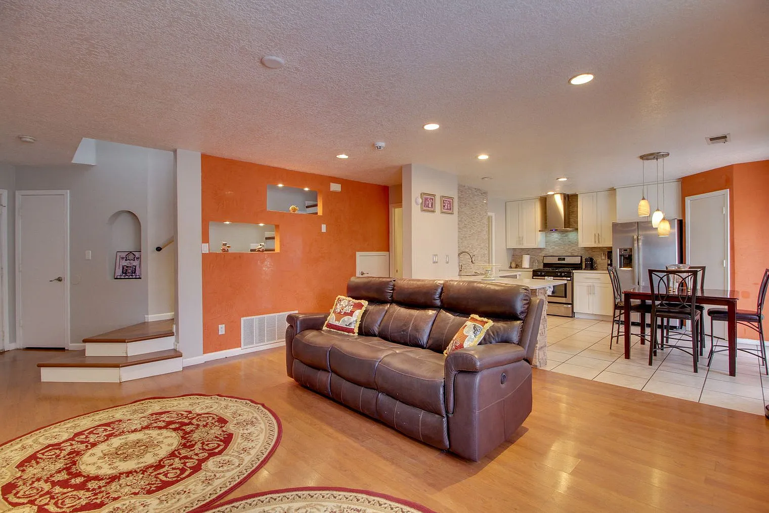 3 bed, 2.0 bath, 1593 sqft, $3,935 — Photo 1
