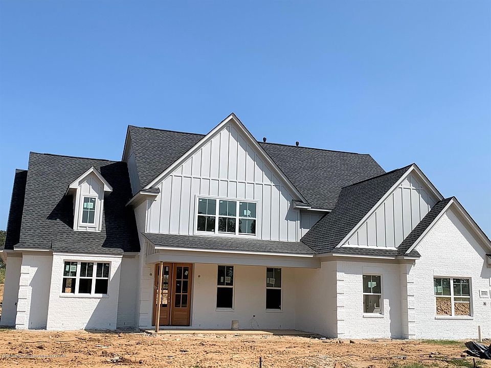1st image of 3732 S Fossil Hill Dr