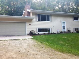 56687 County Road 1, Mazeppa, MN 55956