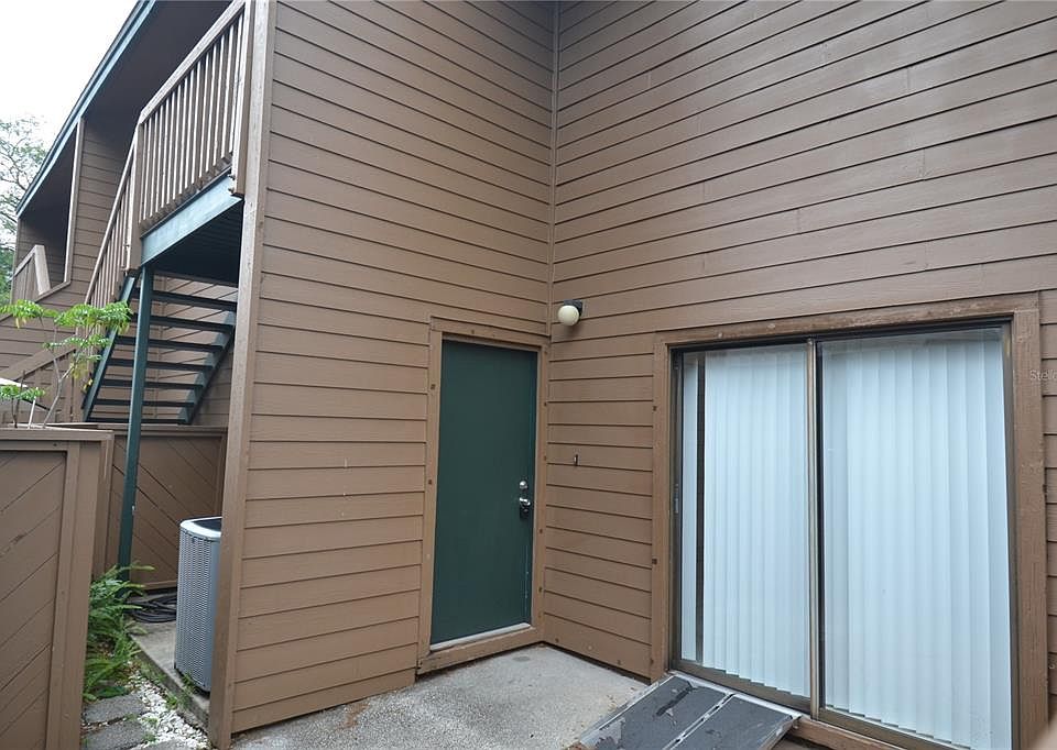 1st image of 605 Lennox Rd W