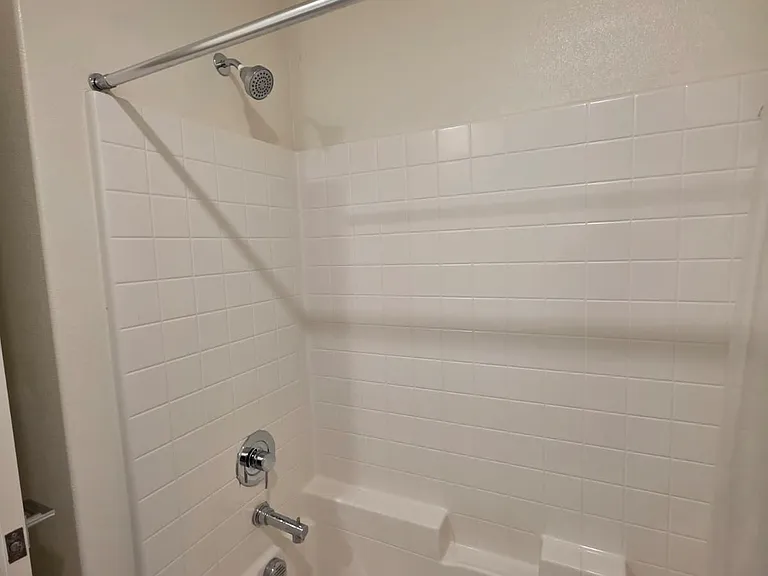 380 Riesling Ave #33 — Photo 13