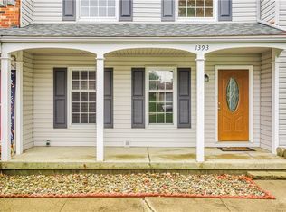 1393 S Azalea Blvd #D, Barberton, OH 44203