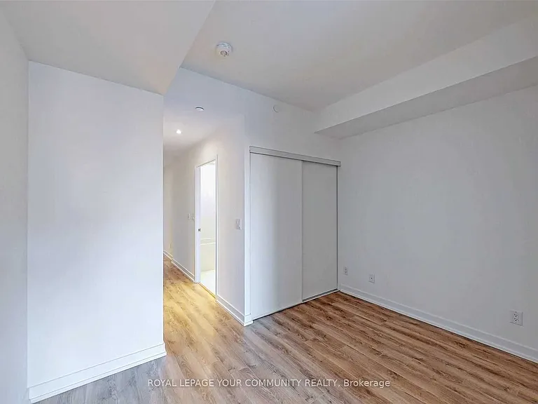 20 Edward St #718 — Photo 6