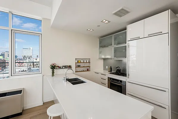 Sold by Nest Seekers International | media 16