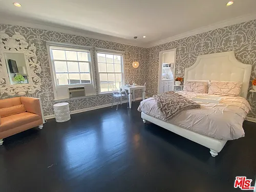 1724 El Cerrito Pl #8 Photo 1