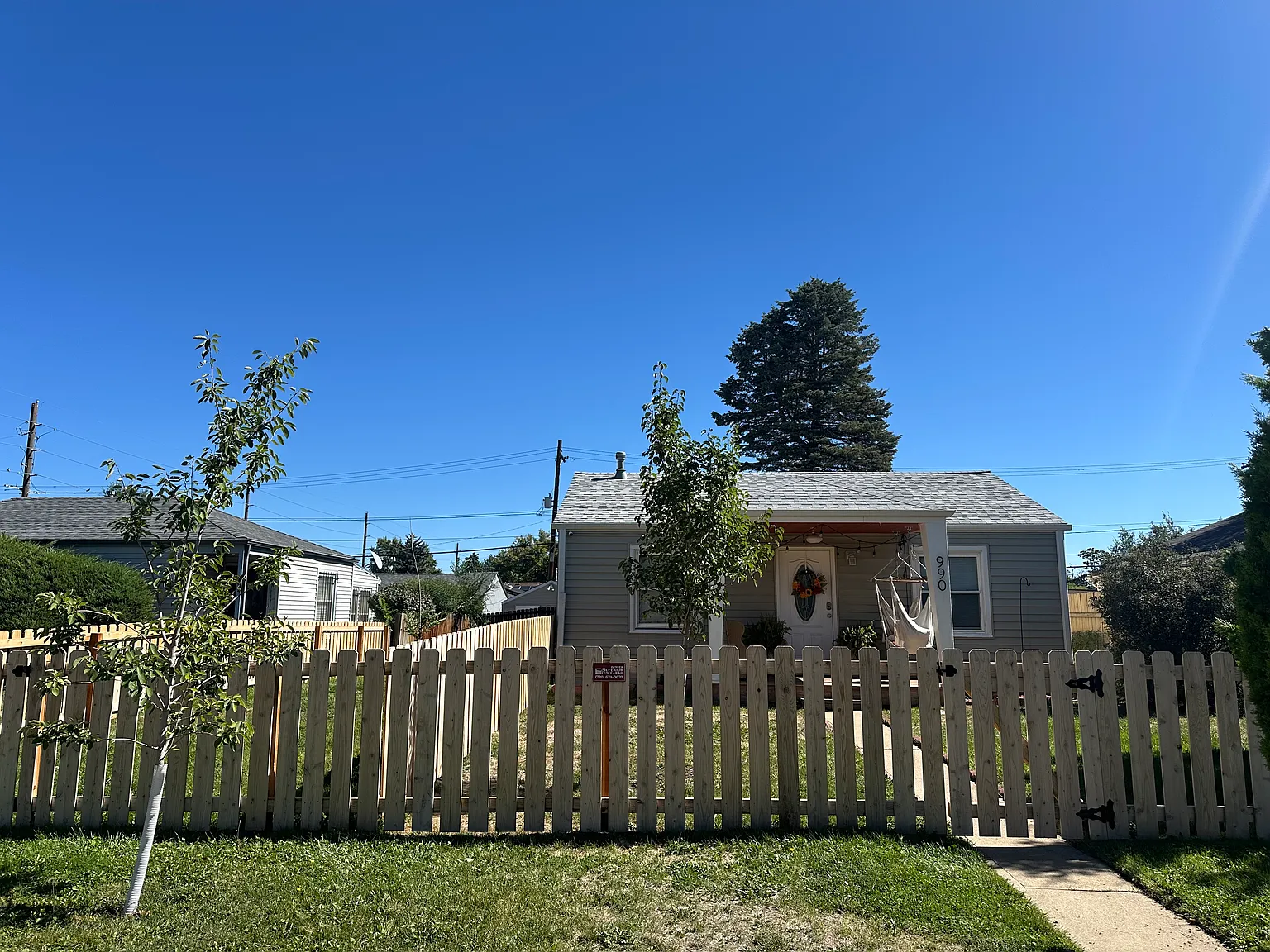 990 Julian St — Photo 3