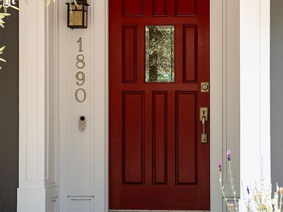 2nd image of 1890 Oak Knoll Lane
