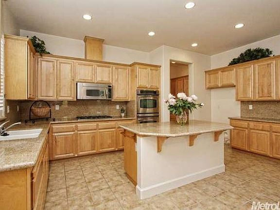 Open Kitchen