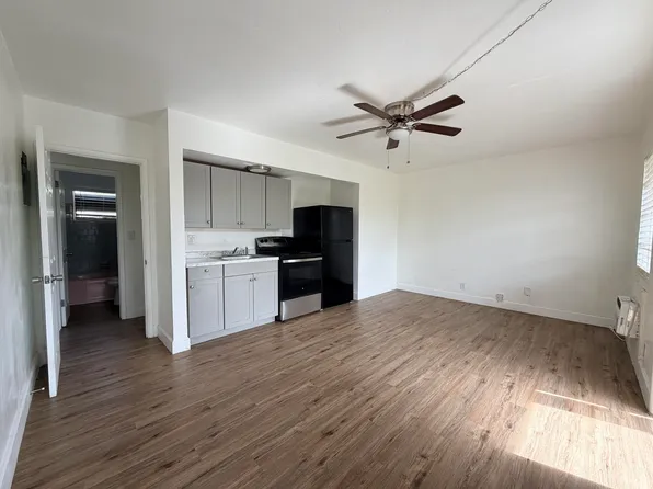 1723 Moffett St, Hollywood, FL