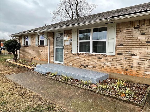 2nd image of 3004 Neighbors Ln