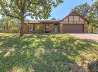 930 Ridge Oak Rd, Sapulpa, OK 74066
