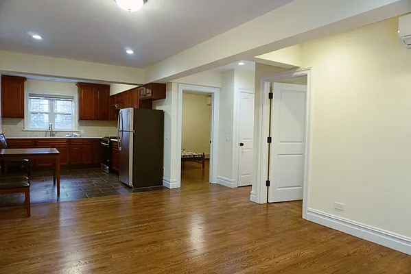 Rented by OOAKB&F INC | media 21