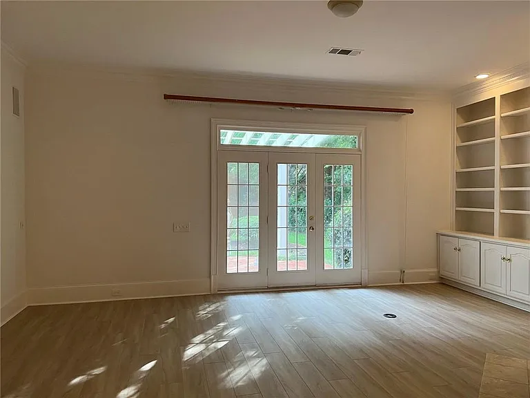 4608 Chattahoochee Xing SE — Photo 30