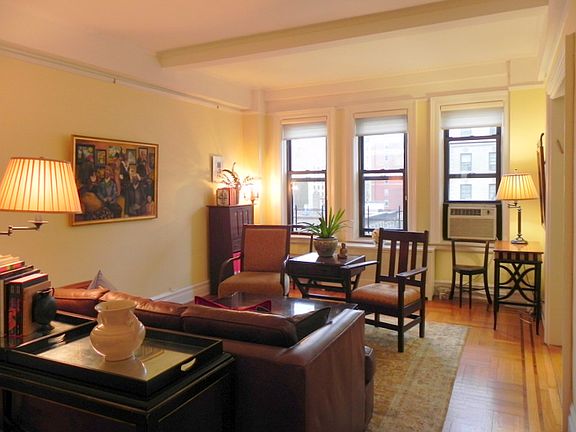 2nd image of 215 W 92nd St APT 9B