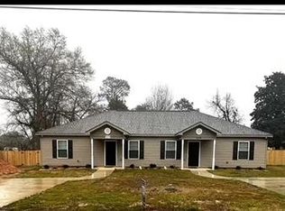 222 Crescent Dr, Warner Robins, GA 31093