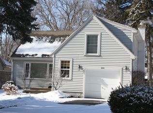 0N028 Nepil Ave, Wheaton, IL 60187