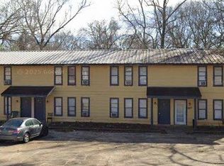 813 Azalea St #B, Tallassee, AL 36078