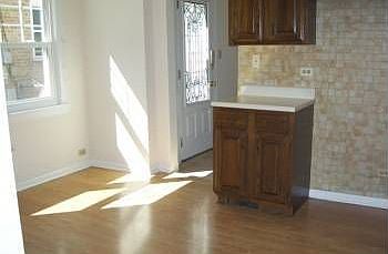 1st image of 1813 Linden St
