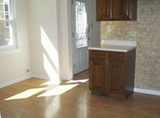 1813 Linden St, Des Plaines, IL