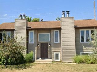 4006 Westover Rd SE, Cedar Rapids, IA 52403