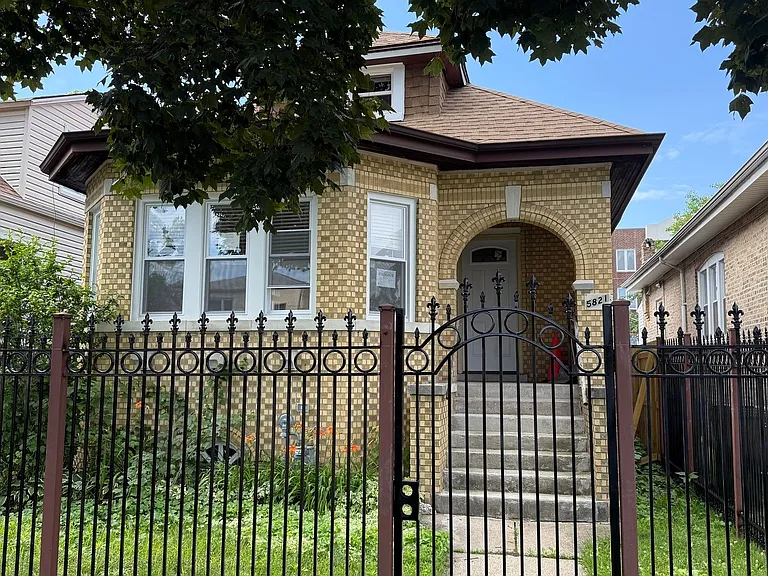 5821 W Gunnison St — Photo 2