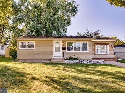 54 Indian Queen Ln, Maple Shade, NJ, 08052