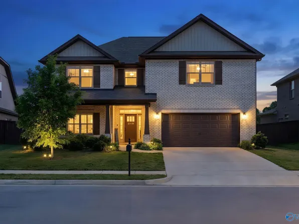 218 Jubilee Cir, Huntsville, AL 35803